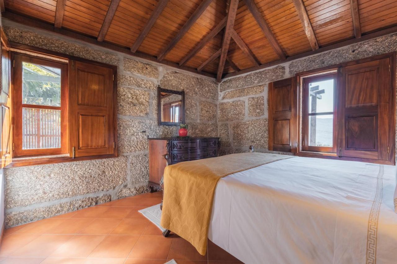 Hostal Quinta Do Outeiro Resende Exterior foto