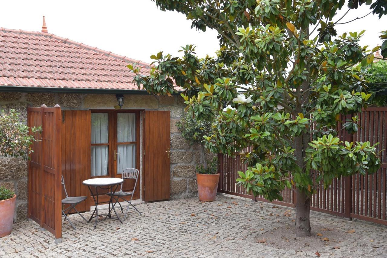 Hostal Quinta Do Outeiro Resende Exterior foto